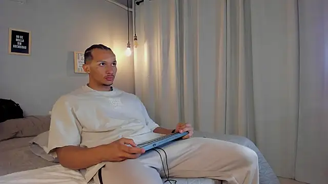 dominik drake online show from 28, 4, 2026