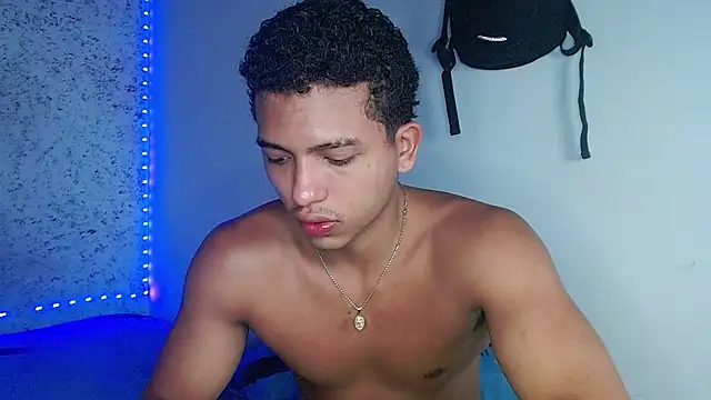 Snapshot of tonydesire_ chatting on 17, 7, 2026 tonydesire online show from 17, 7, 2026