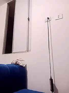 Snapshot of miguellccadena chatting on 6, 4, 2026 miguellccadena online show from 6, 4, 2026