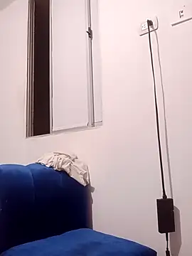 Snapshot of miguellccadena chatting on 7, 4, 2026 miguellccadena online show from 7, 4, 2026