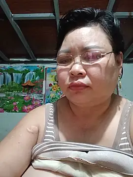 Snapshot of Monglan-c chatting on 16, 5, 2026 Monglan-c online show from 16, 5, 2026