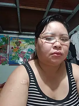 Snapshot of Monglan-c chatting on 18, 6, 2026 Monglan-c online show from 18, 6, 2026