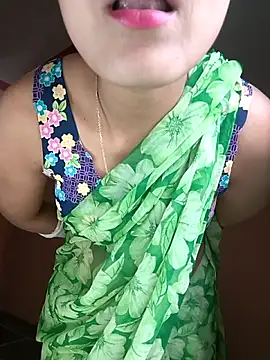 Curvy Sanaya online show from 7, 4, 2026