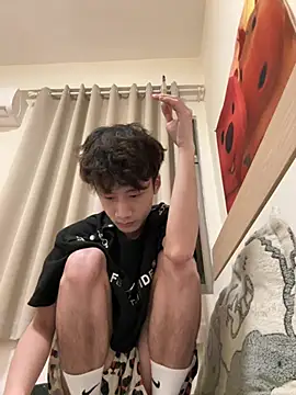 Snapshot of sexyboy-3525 chatting on 23, 6, 2026 sexyboy-3525 online show from 23, 6, 2026