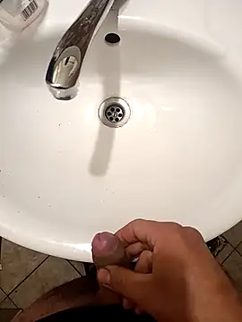 Snapshot of adams0224 chatting on 2, 4, 2026 adams0224 online show from 2, 4, 2026