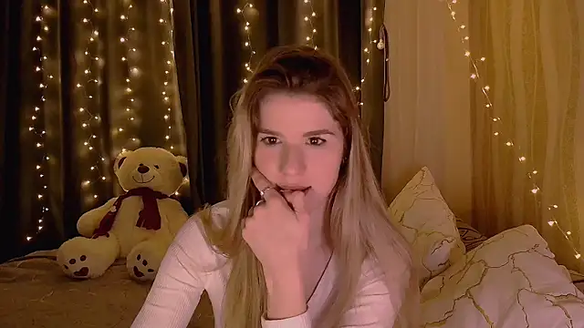 Snapshot of Alisa_Swan_ chatting on 2, 5, 2026 Alisa Swan online show from 2, 5, 2026