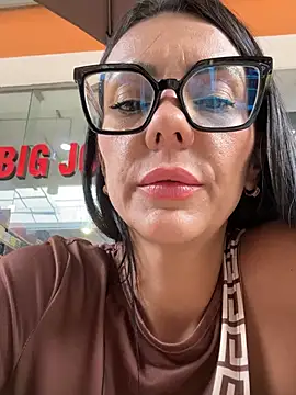 Snapshot of SofiParma chatting on 30, 5, 2026 SofiParma online show from 30, 5, 2026