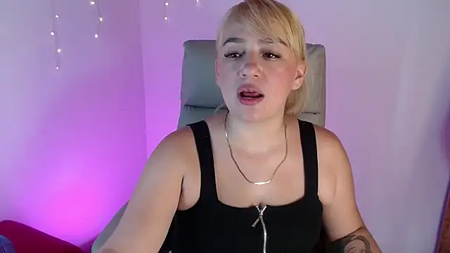 Carolina 2403 online show from 17, 5, 2026