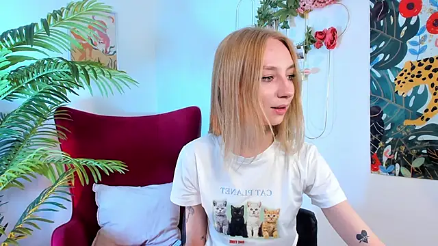 Snapshot of Melrose_ chatting on 28, 4, 2026 Melrose online show from 28, 4, 2026