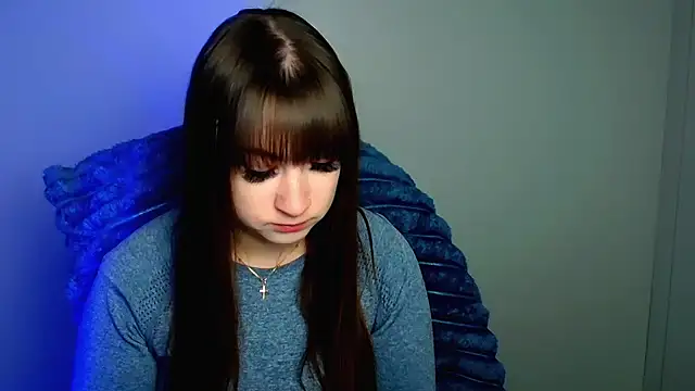 Snapshot of Tiffani_Angel chatting on 6, 4, 2026 Tiffani Angel online show from 6, 4, 2026