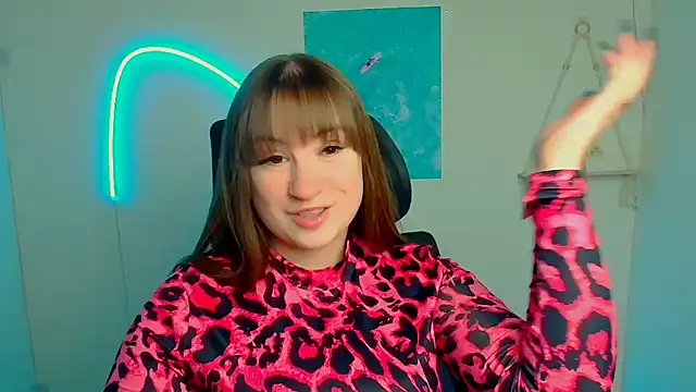 Snapshot of Tiffani_Angel chatting on 13, 4, 2026 Tiffani Angel online show from 13, 4, 2026