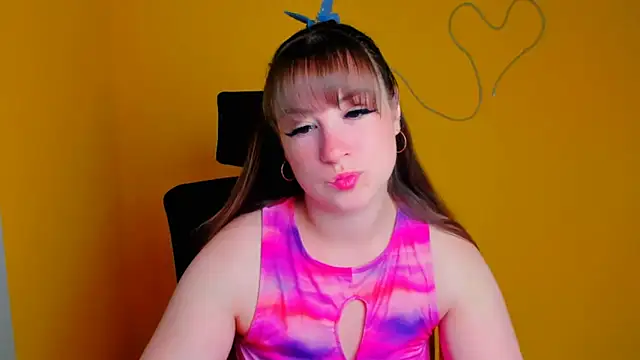 Snapshot of Tiffani_Angel chatting on 19, 5, 2026 Tiffani Angel online show from 19, 5, 2026