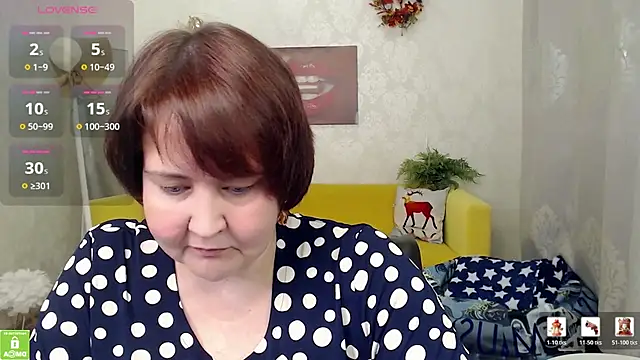 Snapshot of QUEEN02030 chatting on 2, 7, 2026 QUEEN02030 online show from 2, 7, 2026