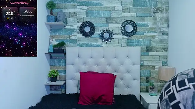 Snapshot of Skylernaomi chatting on 29, 5, 2026 Skylernaomi online show from 29, 5, 2026