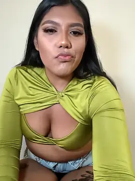 Snapshot of aleenavarro chatting on 23, 4, 2026 aleenavarro online show from 23, 4, 2026
