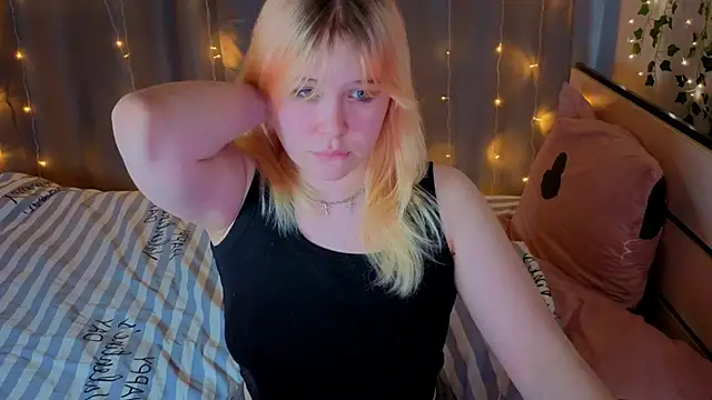 unburnedgirl online show from 24, 4, 2026