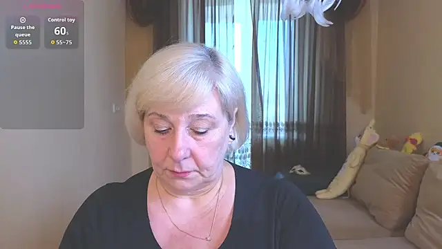 Snapshot of Milane_Milky chatting on 6, 4, 2026 Milane Milky online show from 6, 4, 2026