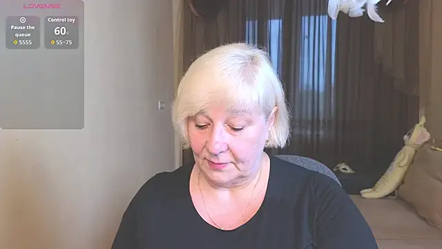 Snapshot of Milane_Milky chatting on 27, 4, 2026 Milane Milky online show from 27, 4, 2026