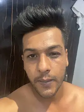 Snapshot of PremiumMen01 chatting on 30, 3, 2026 PremiumMen01 online show from 30, 3, 2026