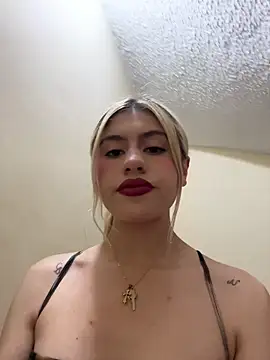 Lia fire online show from 14, 5, 2026