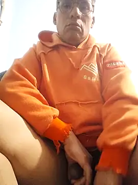 lectorhot96 online show from 8, 4, 2026