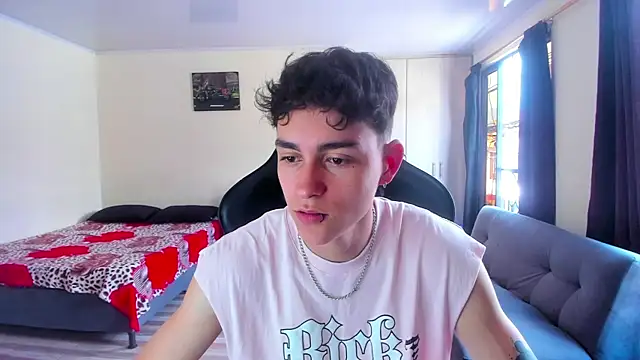 Snapshot of Luke_Chill chatting on 1, 4, 2026 Luke Chill online show from 1, 4, 2026