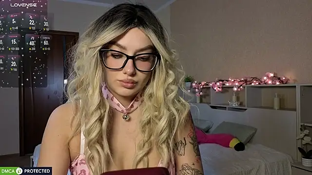 Emily Bloom 119 online show from 1, 7, 2026