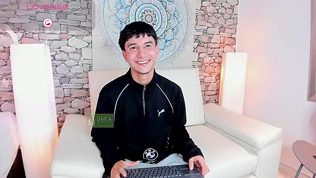 Snapshot of Taylor_Brooks chatting on 14, 5, 2026 Taylor Brooks online show from 14, 5, 2026