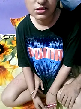 Snapshot of Jerin_Couple61 chatting on 1, 5, 2026 Jerin Couple61 online show from 1, 5, 2026