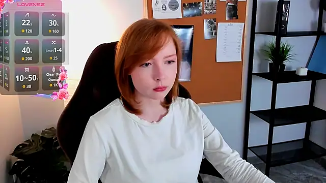 CherryCrushLove online show from 19, 5, 2026