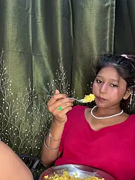 Snapshot of Cutiepie- chatting on 18, 4, 2026 Cutiepie- online show from 18, 4, 2026