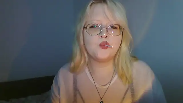 Elayne Sweet online show from 18, 6, 2026