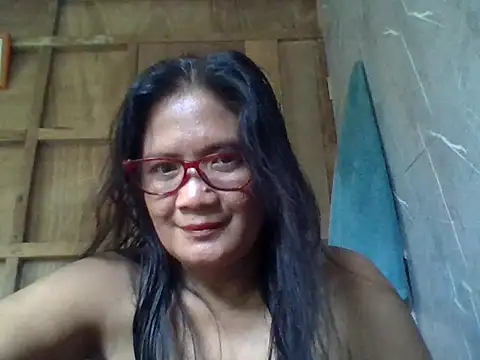 PinayZaira online show from 20, 6, 2026
