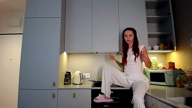 Snapshot of eva_oopsy chatting on 14, 4, 2026 eva oopsy online show from 14, 4, 2026