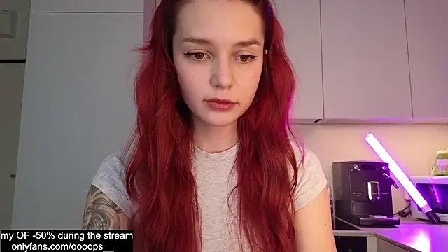 Snapshot of eva_oopsy chatting on 24, 4, 2026 eva oopsy online show from 24, 4, 2026