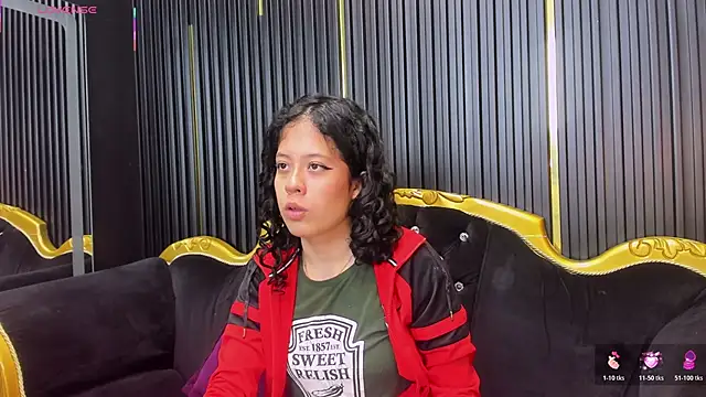 Snapshot of Kaira_luxury chatting on 6, 5, 2026 Kaira luxury online show from 6, 5, 2026