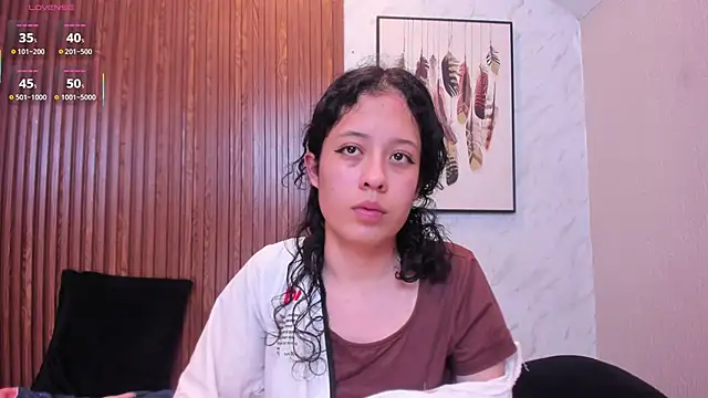 Snapshot of Kaira_luxury chatting on 10, 6, 2026 Kaira luxury online show from 10, 6, 2026