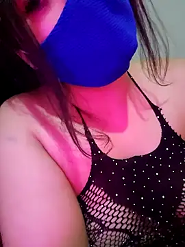 Snapshot of Queen-daloua chatting on 28, 4, 2026 Queen-daloua online show from 28, 4, 2026