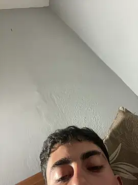 Snapshot of youmeloveyou chatting on 2, 4, 2026 youmeloveyou online show from 2, 4, 2026