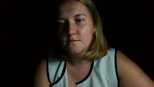 Snapshot of TinaKittyX chatting on 29, 6, 2026 TinaKittyX online show from 29, 6, 2026