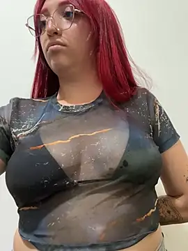 Snapshot of paulina__wells chatting on 20, 4, 2026 paulina wells online show from 20, 4, 2026