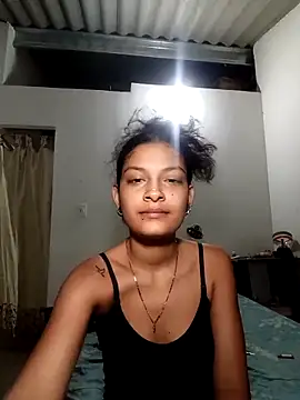 Lyra Siren online show from 9, 4, 2026