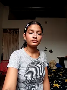 Lyra Siren online show from 20, 4, 2026
