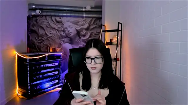 JennyGibson online show from 8, 4, 2026