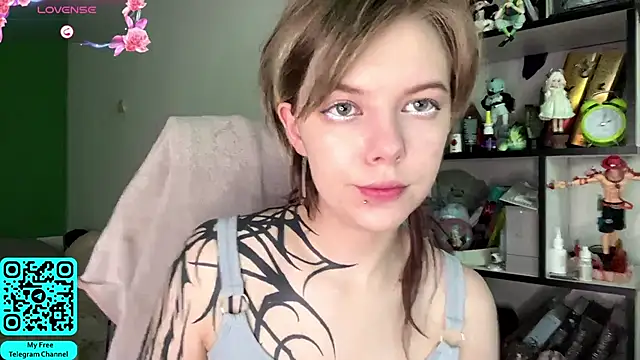 MadalynNosel online show from 8, 6, 2026
