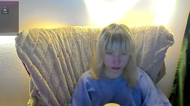 MiaKimiko online show from 21, 6, 2026