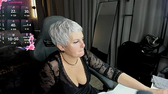 Snapshot of Linda_Zef1r chatting on 29, 5, 2026 Linda Zef1r online show from 29, 5, 2026