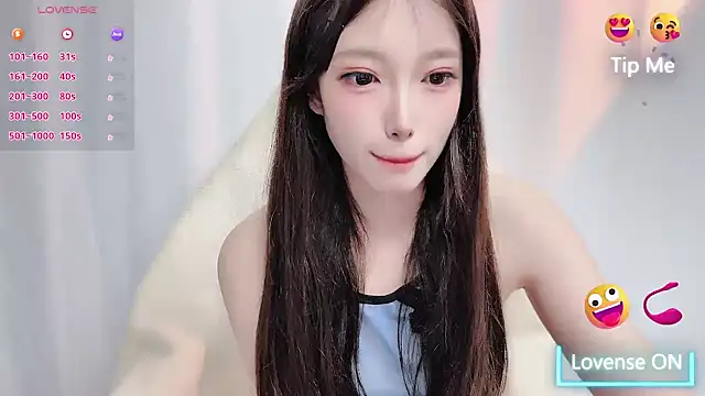 Snapshot of luckyuyu66 chatting on 9, 4, 2026 luckyuyu66 online show from 9, 4, 2026