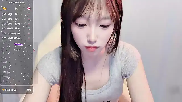 Snapshot of luckyuyu66 chatting on 3, 5, 2026 luckyuyu66 online show from 3, 5, 2026