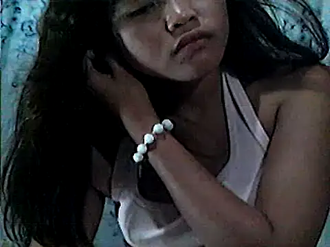 Snapshot of AsianPinay18 chatting on 14, 4, 2026 AsianPinay18 online show from 14, 4, 2026